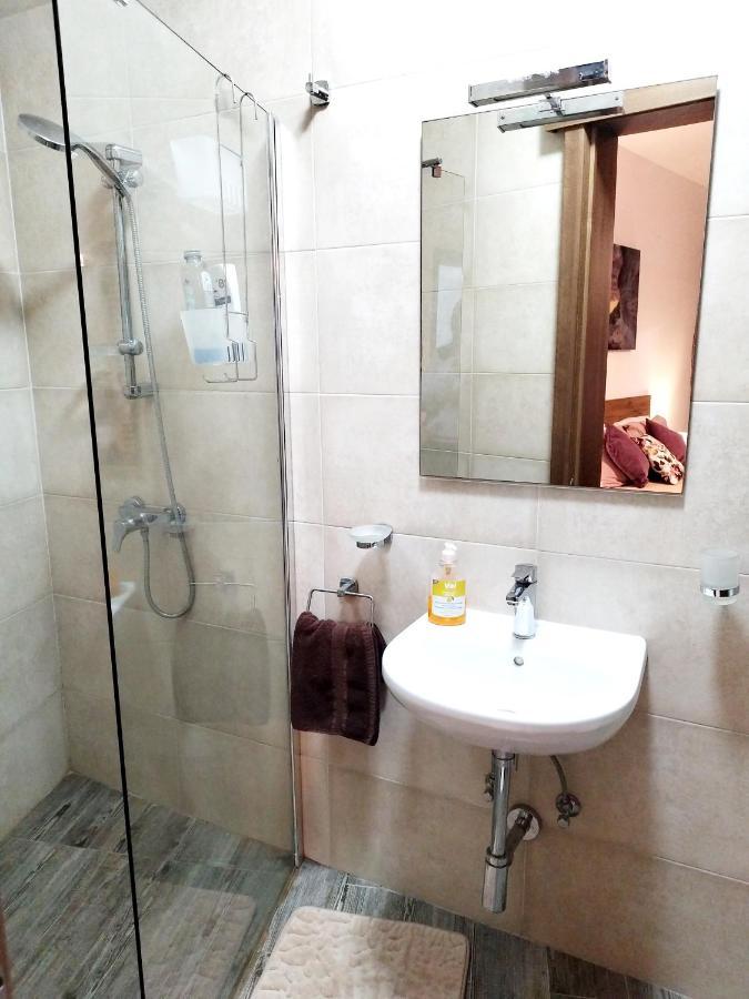Large And Modern Apartment In The Centre Of Malta מוסטה מראה חיצוני תמונה